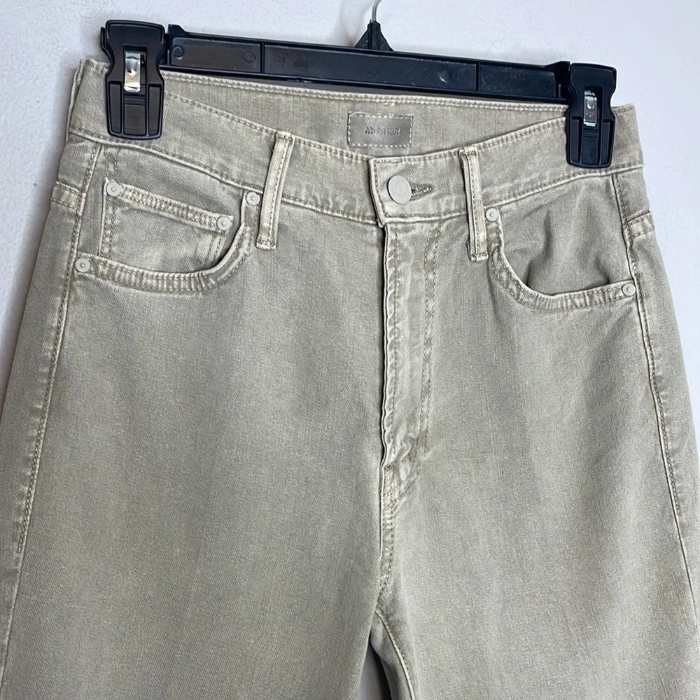 MOTHER | The Insider Ankle Frey Jeans in Chalk It Up - Picture 4 of 10